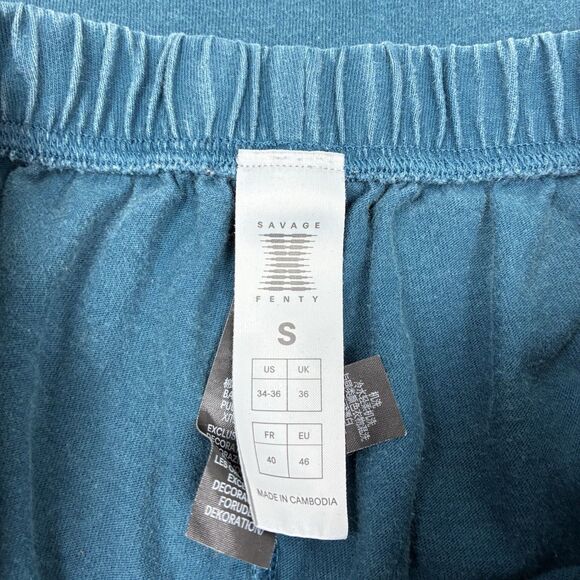 Savage X Fenty Essential Heavy Jersey Tee & Shorts Set Sz S Lounge Athletic - Picture 5 of 10